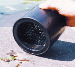 Der Messner Skimmer 200 / Teichreiniger / Oberlächenabsauger für den Gartenteich